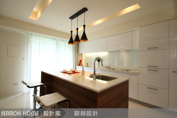 開放式的客廳、餐廳和廚房設計是越來越常見的設計手法