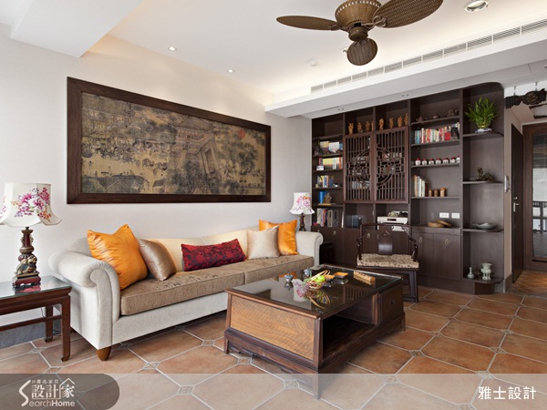 本案是屬於中古屋翻修的案子，屋主鍾情於中式的居家風