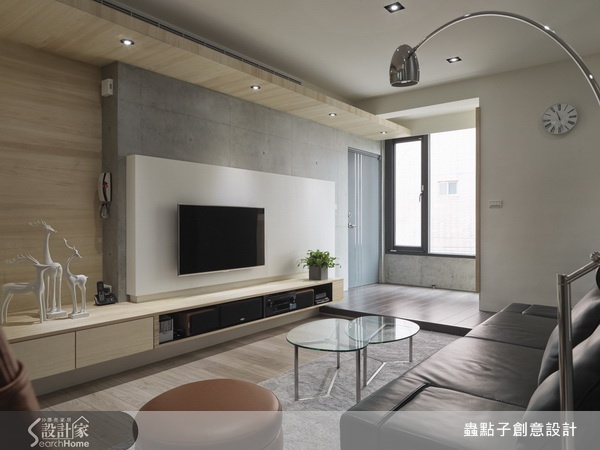 除了格局規劃，家具選購，燈具的運用之外，牆面也是居