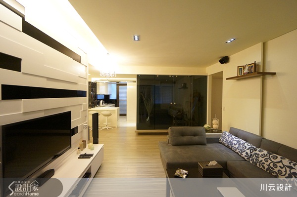 女主人是一位鋼琴教師，因此設計師便以鋼琴琴鍵的造型