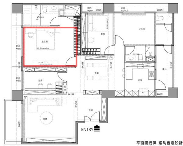 面對忙碌而緊湊的生活,屋主夫妻渴望擁有一個能舒解壓