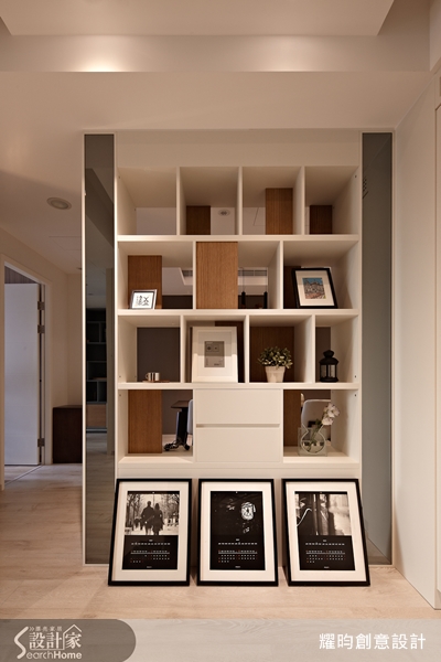 面對忙碌而緊湊的生活,屋主夫妻渴望擁有一個能舒解壓