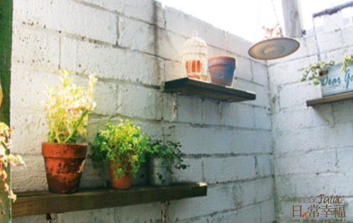 童年時的回憶，總圍繞著那擁有大花園的鄉間宅院。印象