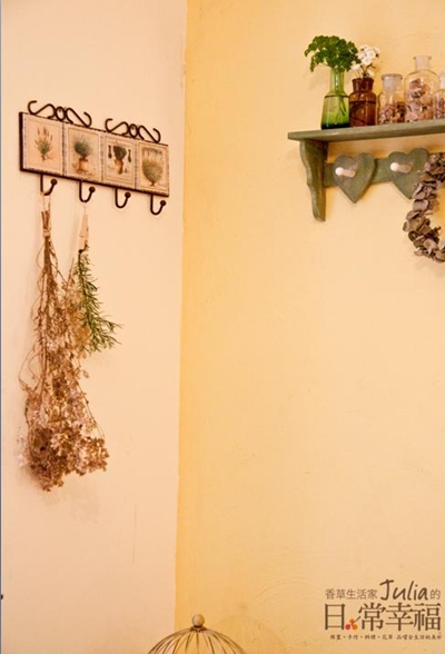 許多人都有找房子的經驗。回想起那過程，真有幾分神似