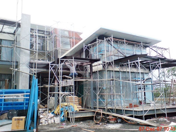 購地自建蓋屋是現在越來越流行的趨勢,施工過程的前、