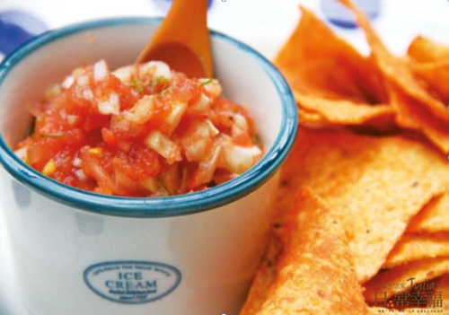 回憶裡的幸福滋味，不單單來自於一道料理。獨自悠遊廚