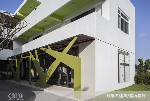 畢業於中國科技大學建築系,羅士哲在設計案例,總會以