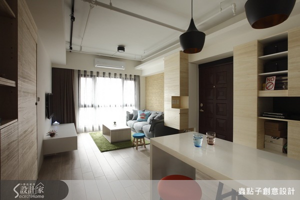 「我們沒有花俏的色調，也沒有華麗的材質，更沒有絢爛