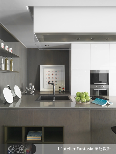 擁有「設計」、「藝術」、「家飾」鐵 3 角部門的 L′a