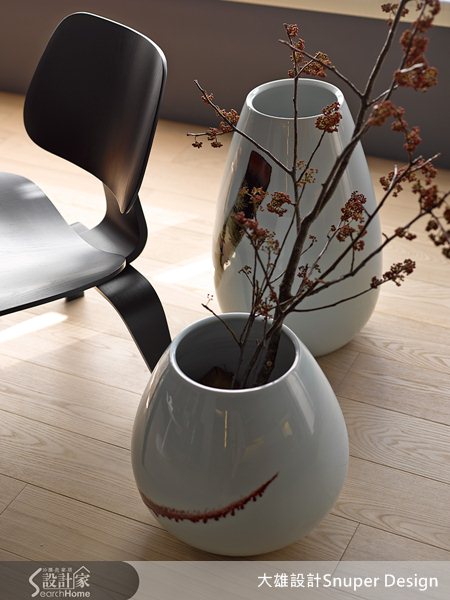 我還蠻喜歡傳統巿場上賣的一些應景有年味的擺飾或春聯