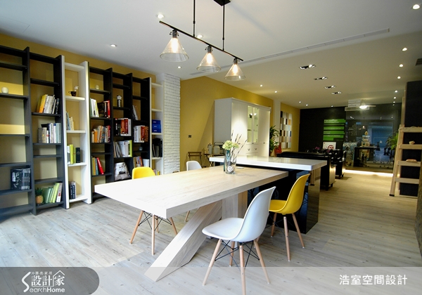 現任浩室空間設計的設計總監邱炫達，於空間設計領域已