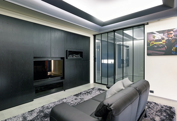 隱藏在藝文特區裡,100坪的居家空間中,全是以業餘賽