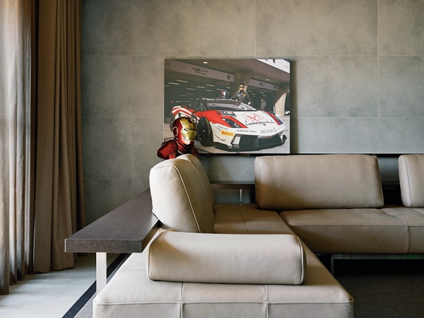 隱藏在藝文特區裡,100坪的居家空間中,全是以業餘賽