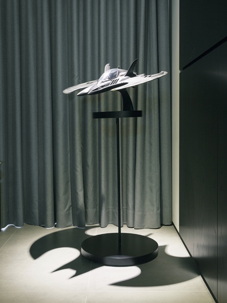 隱藏在藝文特區裡,100坪的居家空間中,全是以業餘賽