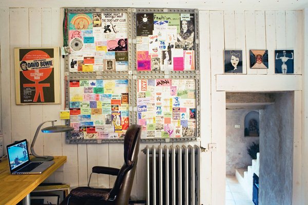 牆壁就是一面漂亮的空白畫布，充滿各種可能性，讓人等