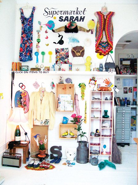 牆壁就是一面漂亮的空白畫布，充滿各種可能性，讓人等