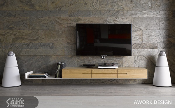 家，除了之外裝修，家具、電器樣式、軟件也都是決定整