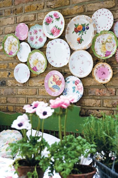 牆壁就是一面漂亮的空白畫布，充滿各種可能性，讓人等