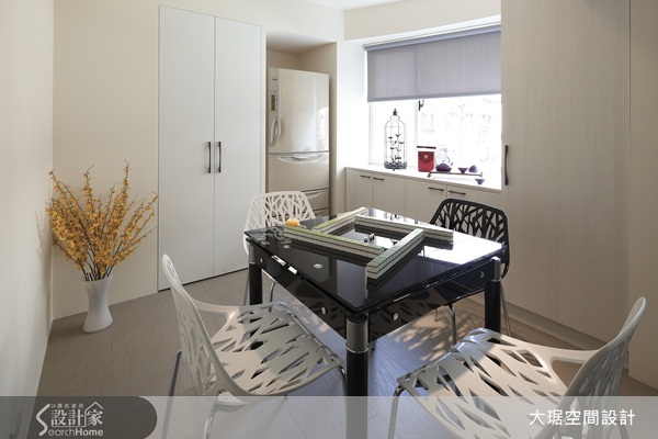 本案屬於舊屋翻新案例,擁有舊屋常見壁癌、動線不佳等