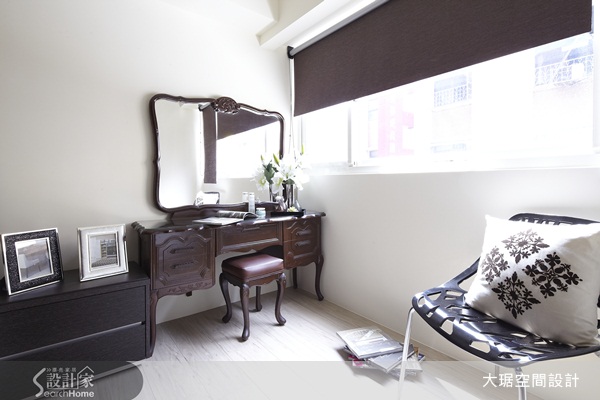 本案屬於舊屋翻新案例,擁有舊屋常見壁癌、動線不佳等