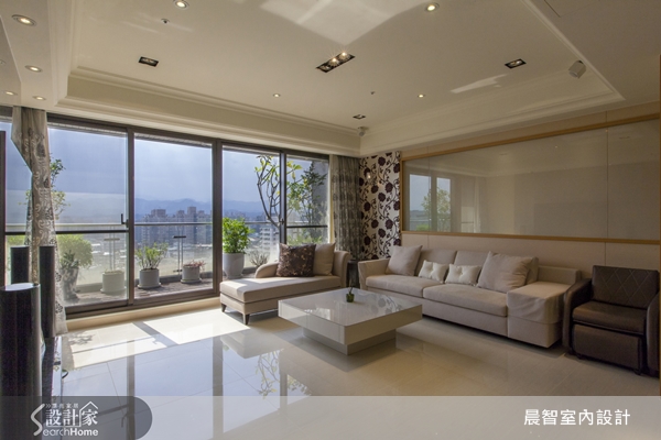 家，是每一個人故事的起點，在這個空間裡，有歡笑也有