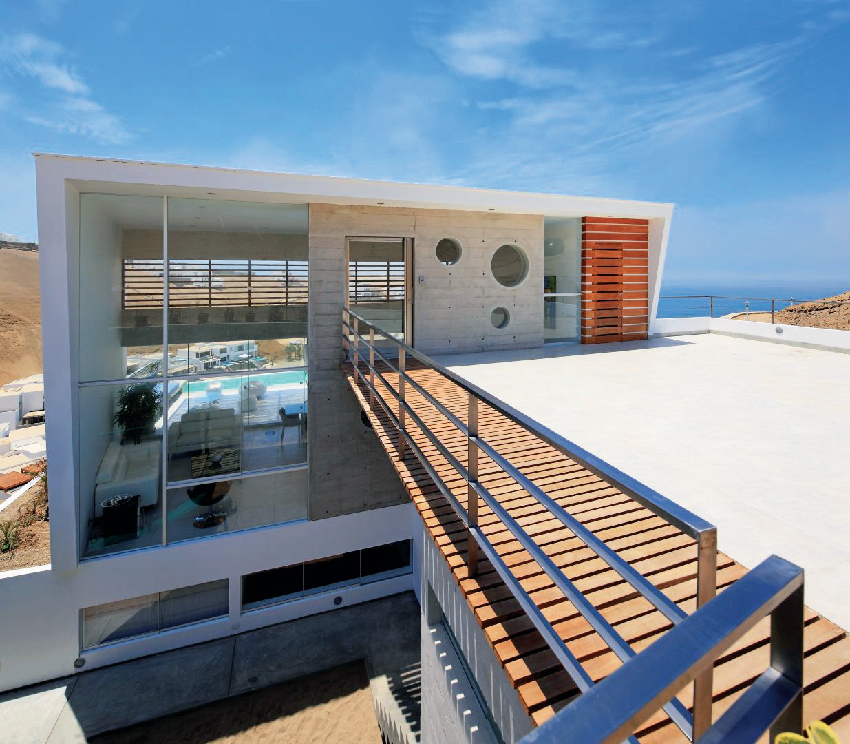 當視野寬廣了，人也就開闊了，放假的時候人們總是拼命