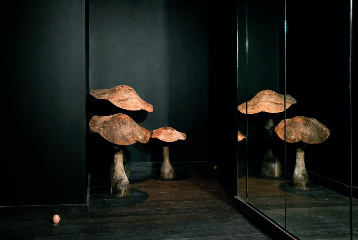 混搭佈置是將兩種不同風格物件,找出相同點巧妙陳列在