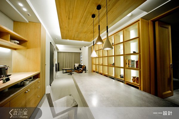 鋼鐵、木料板材、玻璃、水泥、塗料，他們是組成空間的