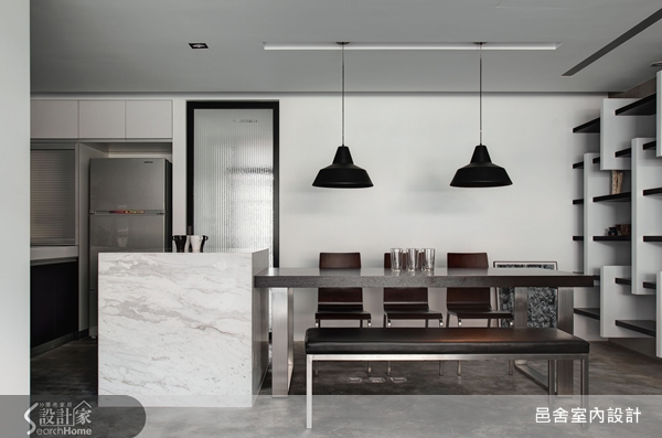 不講究制式風格的邑舍室內設計，重視的是客戶的需求，