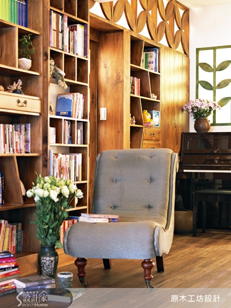 原木工坊擅長運用自然質樸的松木實木、鐵件、水泥粉光