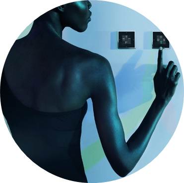 水是衛浴中的重點元素,在全面數位化的生活潮流下,智