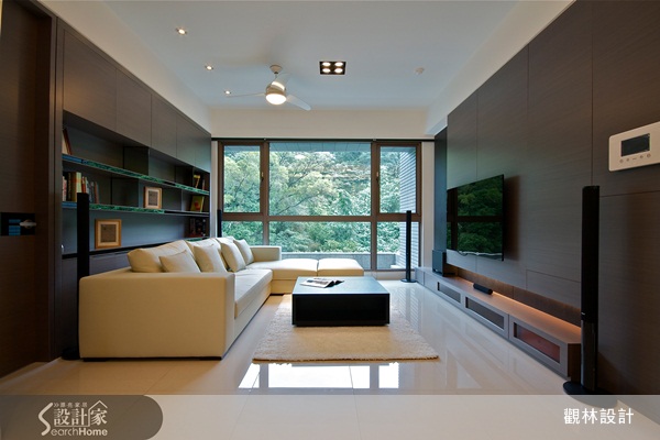 日式空間設計的特色在於營造一個溫和高雅的美感氛圍，