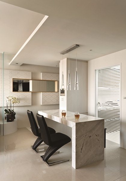 費盡千辛萬苦,終於經過最艱難的裝修過程,完成一個幸