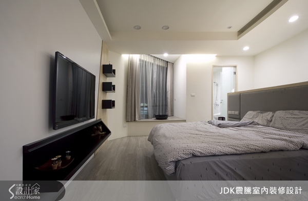 深受美式自由生活形態影響的林喬立設計師，對於空間風