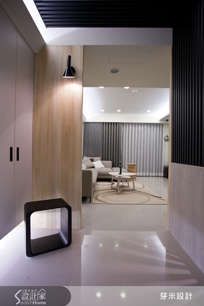 空間的大小除了面積以外，更包含了高度，以及視覺的穿