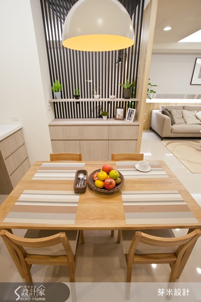 空間的大小除了面積以外，更包含了高度，以及視覺的穿