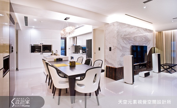 每天早上醒來時，窗簾緩緩地打開，而冷氣自己關掉，接