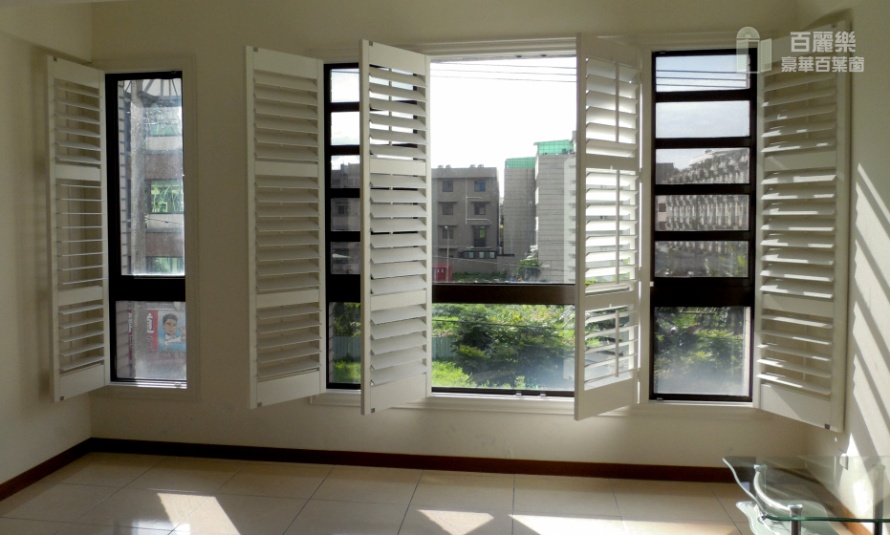 百麗樂豪華百葉窗,採用自行研發的【塑鋁共壓合成技術