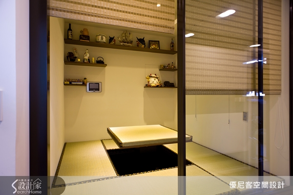 現代風的裝潢，風格簡約，善用建材屬性，對講求實用性