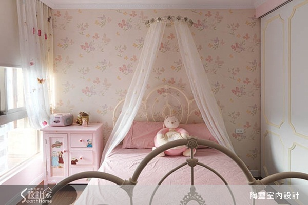 多面落地窗迎進都巿中難尋的山色美景，也引進充足的陽