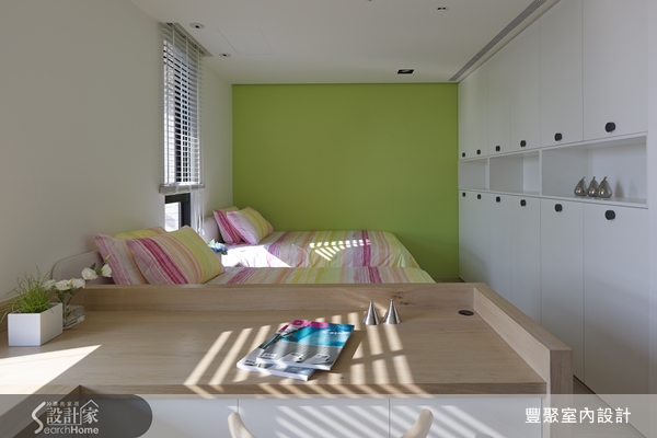 你曾經作過這樣的夢嗎？不自覺走入一片森林中，身旁大