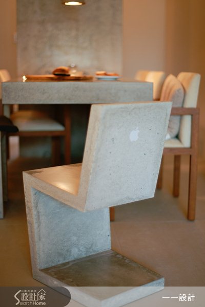 你是否也深深著迷於簡約的水泥表面，俐落的鋼鐵，樸質