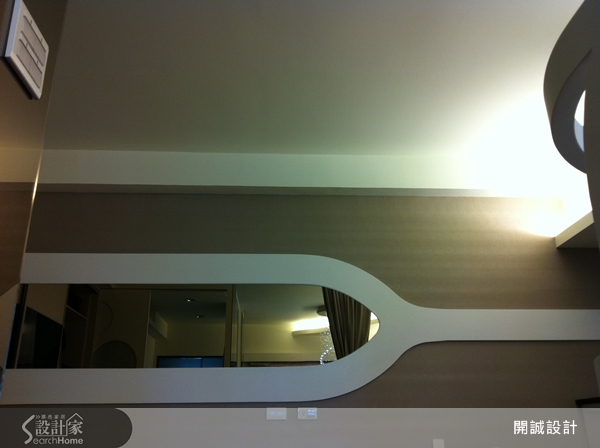 建築背景出身的開誠設計總監Jason，擅長以鐵件、玻璃