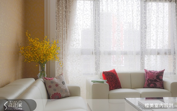 簡單舒適的空間，以古典風為設計，空間簡單明亮，餐廳