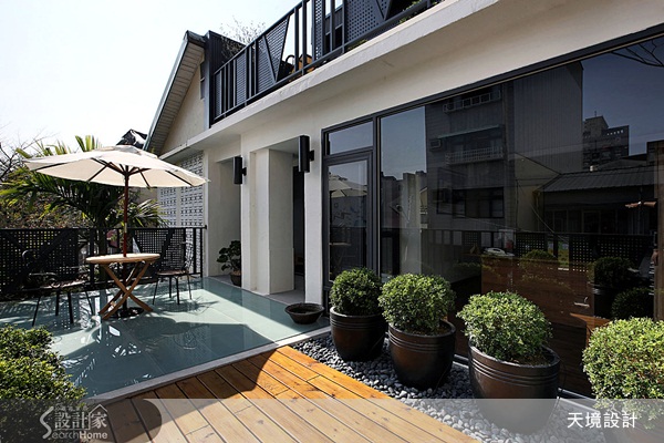 不同的建材，所呈現和營造的特性都有所不同，木素材給