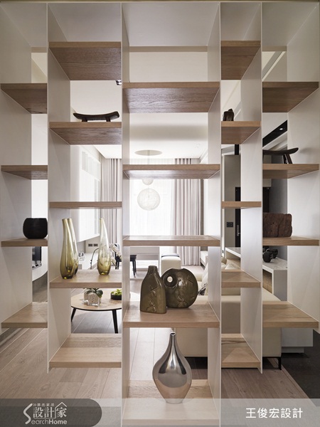 以現代風格設計見長的王俊宏設計師，近年來深耕對岸室