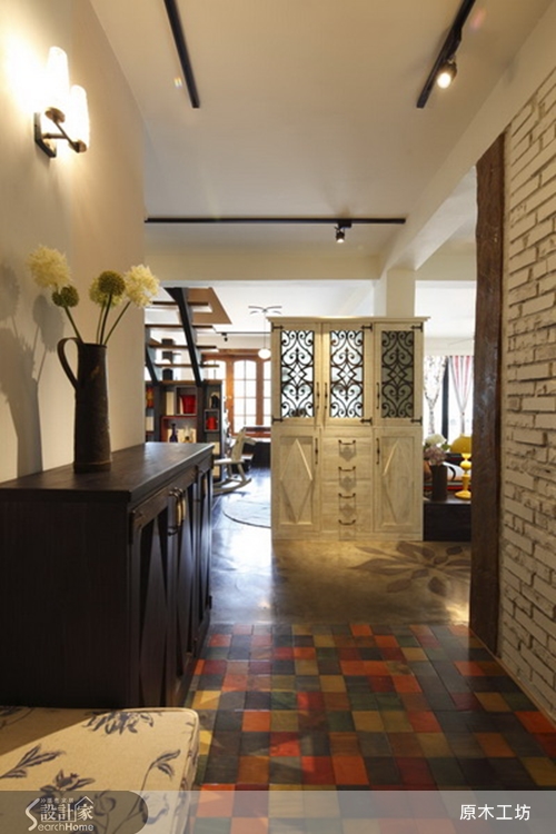 以自然療癒的設計風格著稱的原木工坊，擅長運用自然質