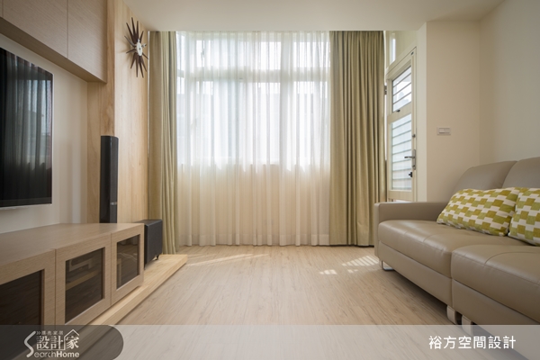今天要介紹的案例,是非常簡單實用的現代風居家,落坐
