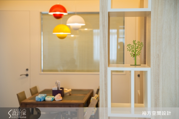 今天要介紹的案例,是非常簡單實用的現代風居家,落坐