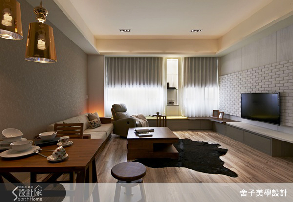 客廳，除了是招待朋友的歡樂場所，平時更是家中最常使